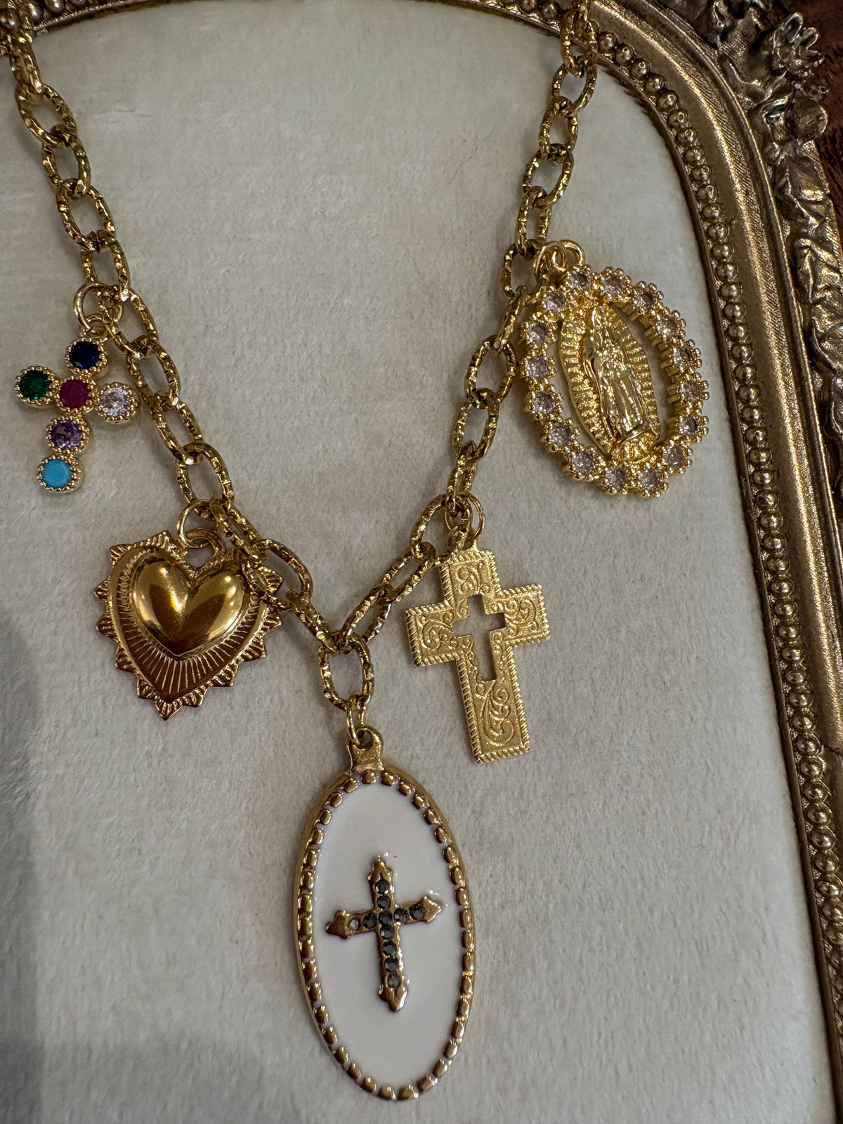 « Collier Corinne »